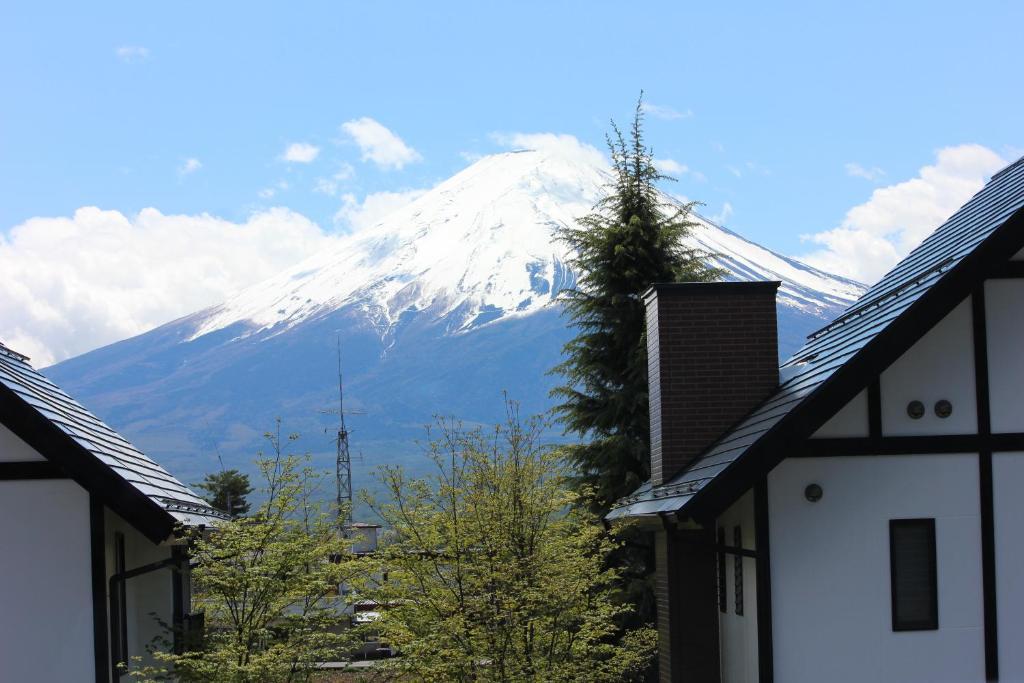 Ururun Kawaguchiko Villa Fujikawaguchiko Exterior photo